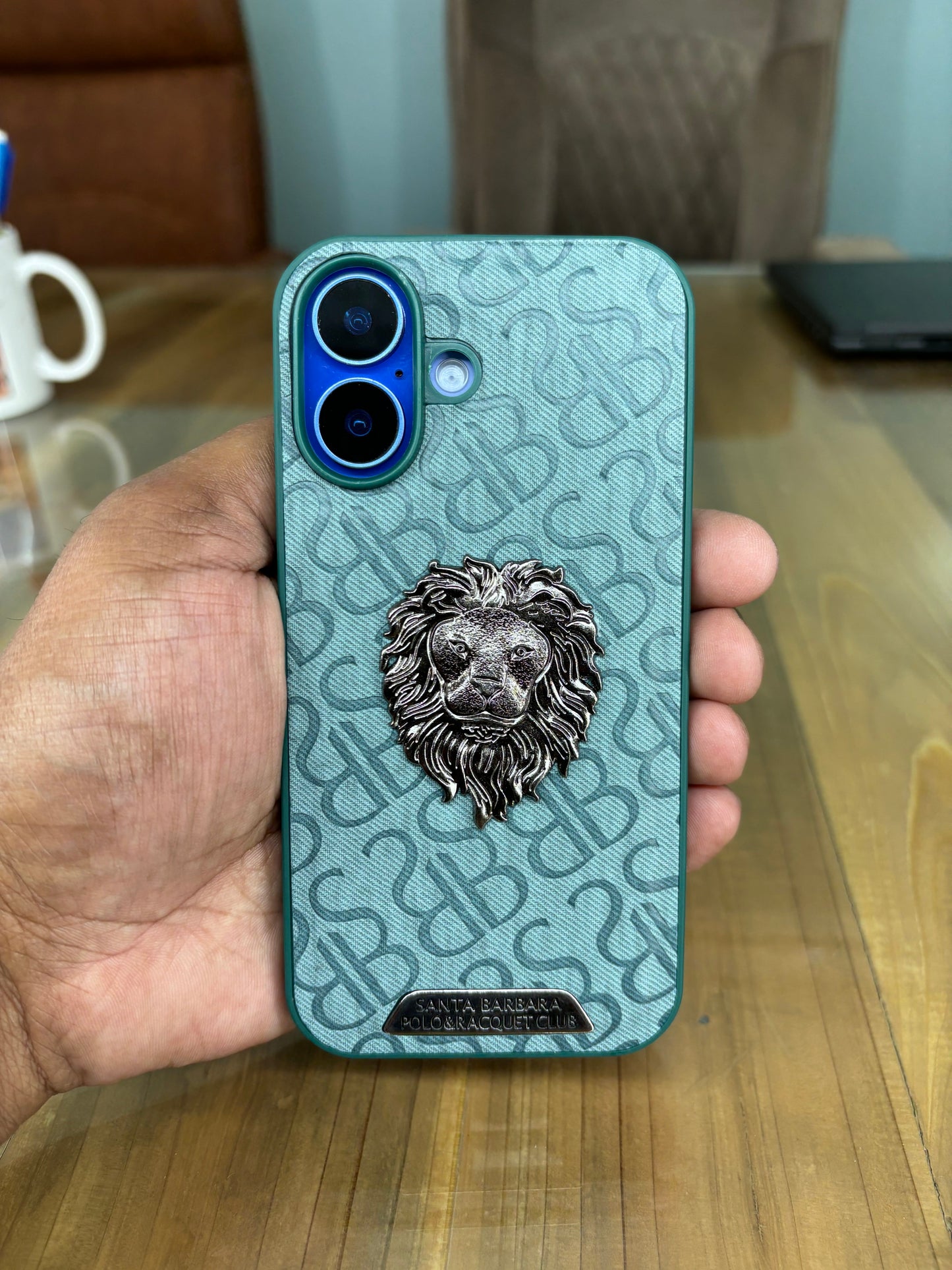 SB Premium Metal Lion Case