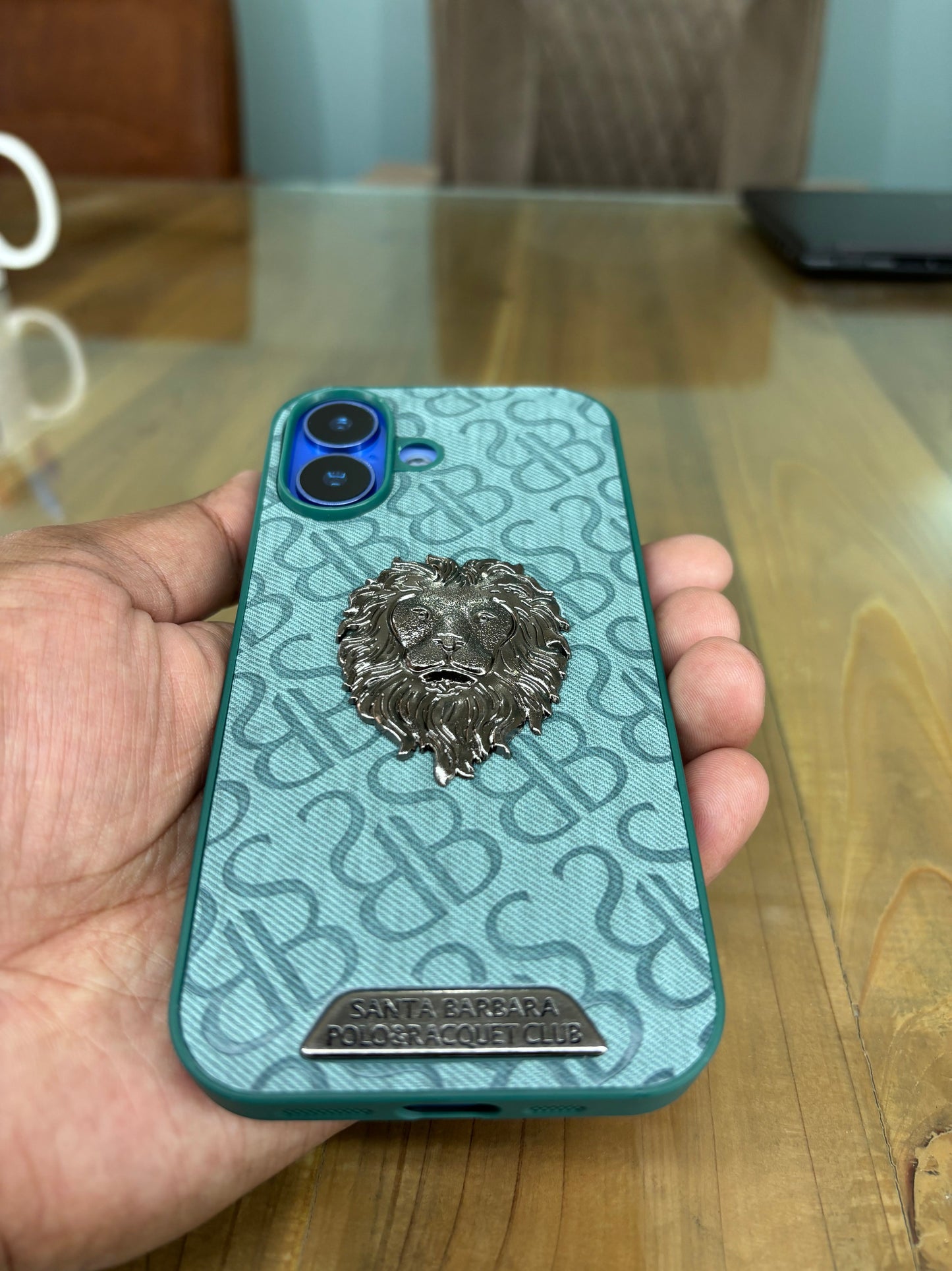 SB Premium Metal Lion Case