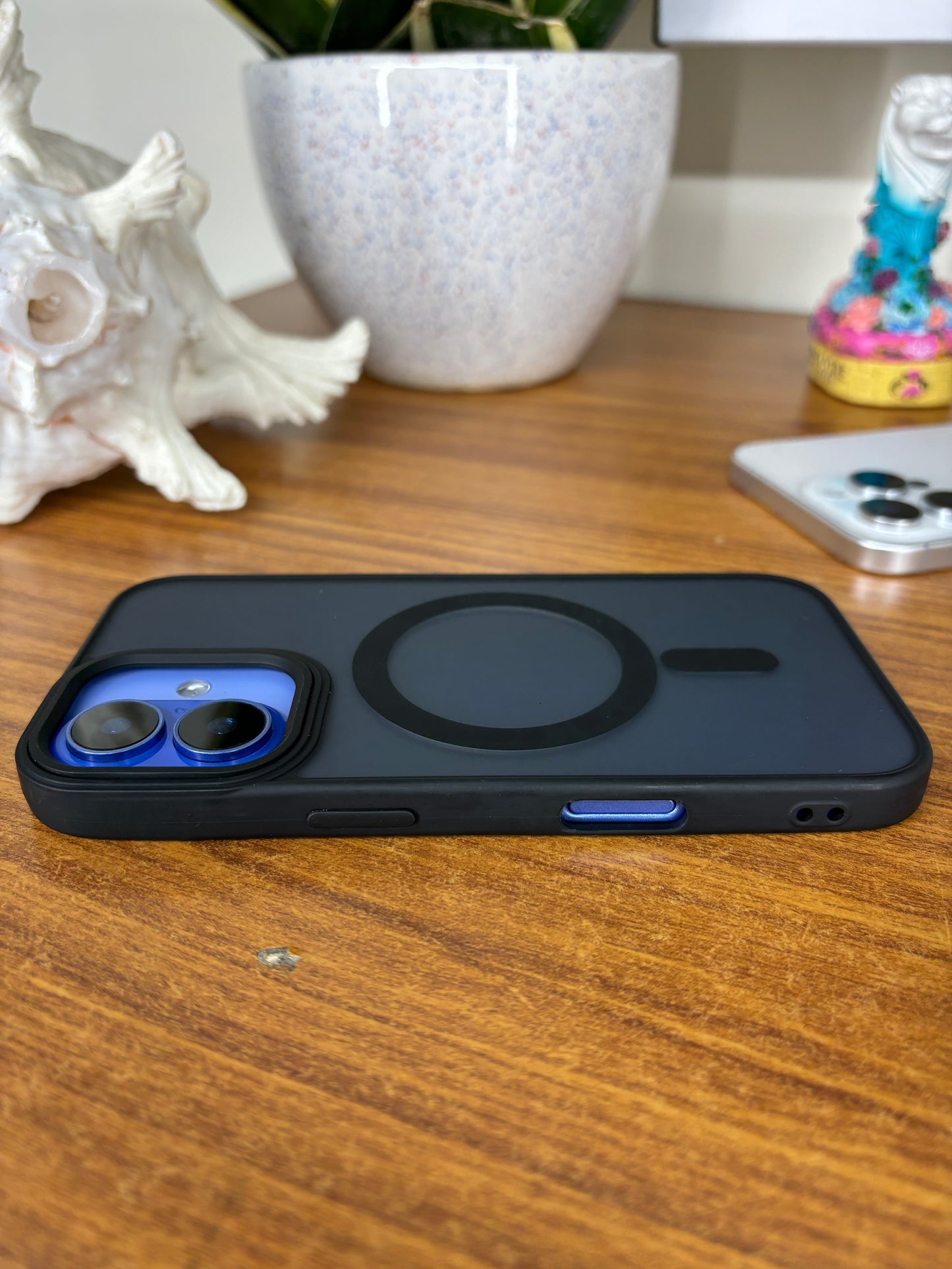 GL Pro hardback Magsafe Case for iPhone