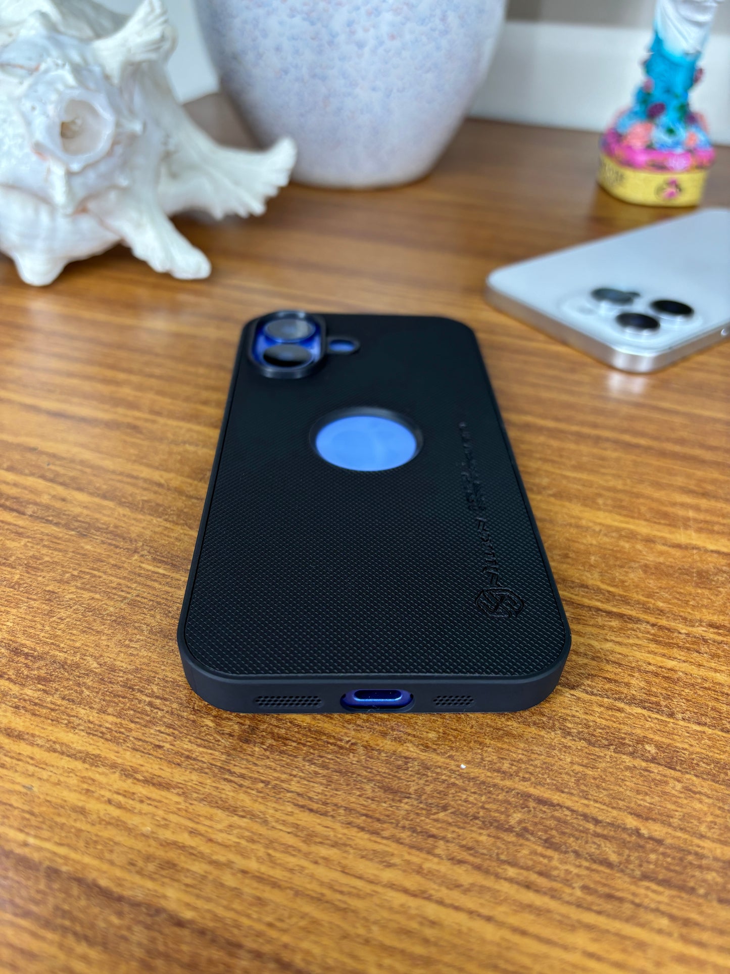 Black mat iphone case