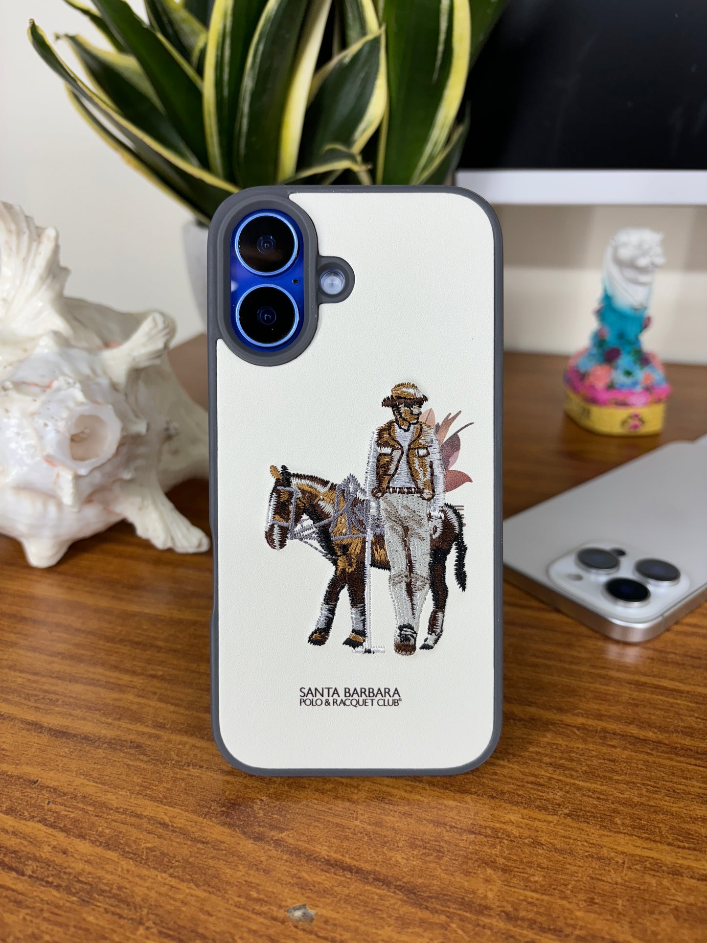 SB Premium Embroidered Leather Case