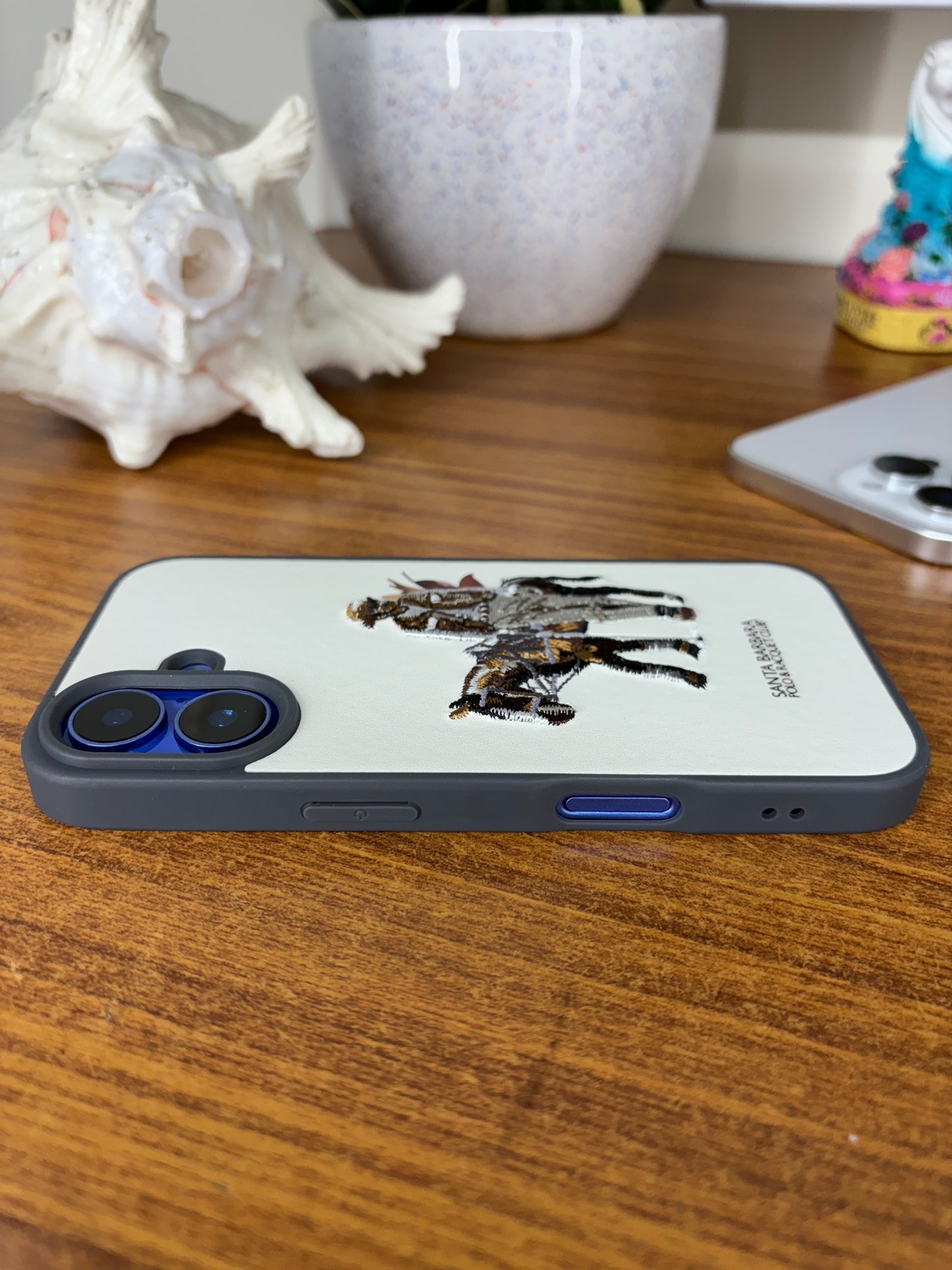 SB Premium Embroidered Leather Case