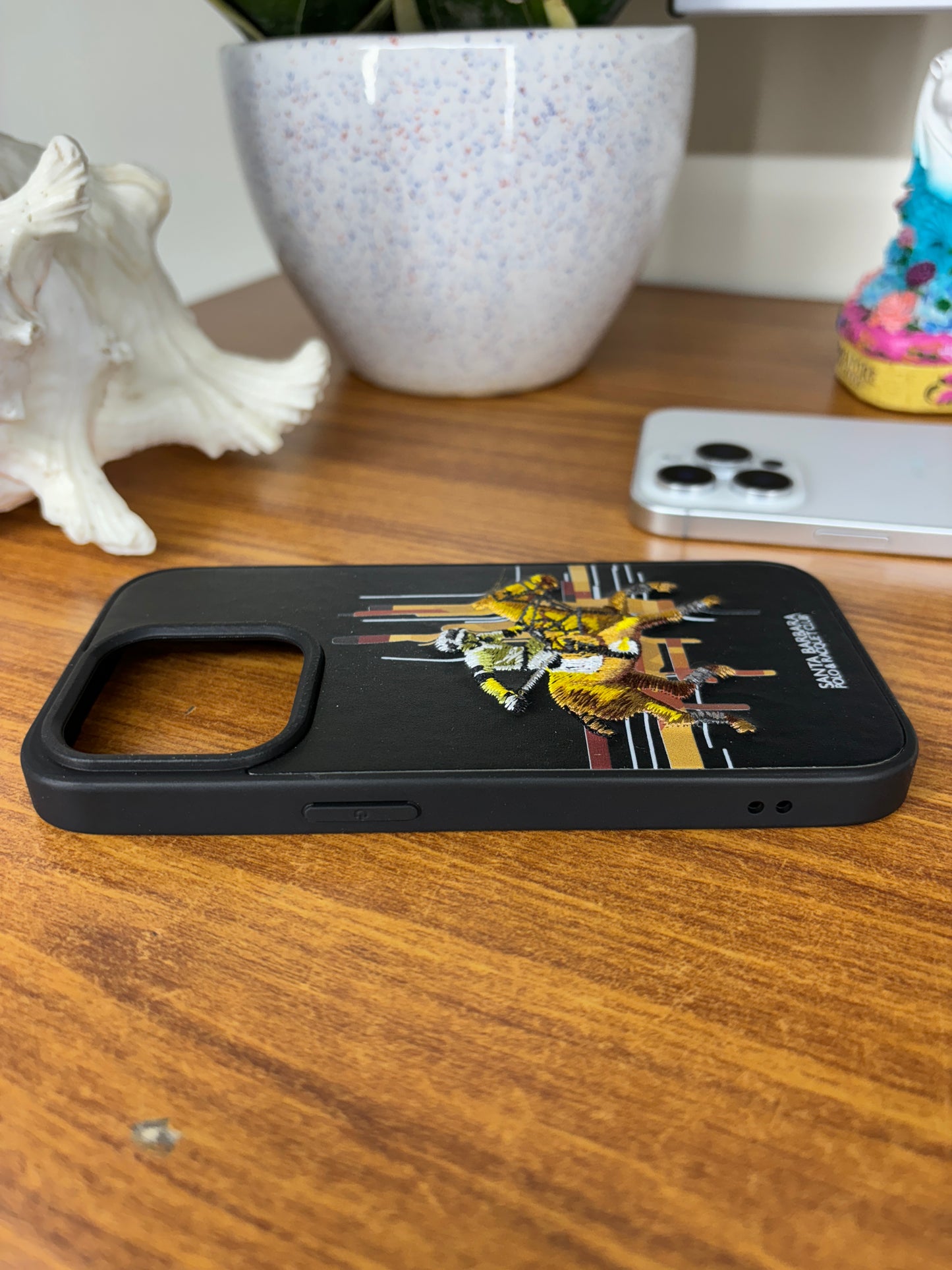 SB Premium Embroidered Leather Case